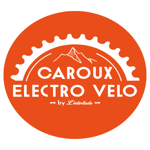 Personne en VTT électrique dans le Caroux